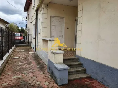 NOVISIMO-IMOBILIARE: PARTER VILA IN ZONA CENTRALA - foto 2