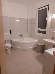 Apartament 2 camere in bloc din 2009 cu loc de parcare inclus - foto 3