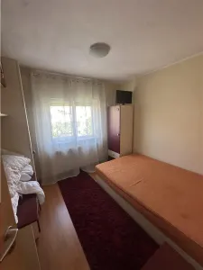 Etaj 3 cu 2 bai si 2 balcoane linga Piata Verde - foto 4
