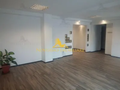 NOVISIMO-IMOBILIARE: SPATIU COMERCIAL PENTRU BIROURI , ULTRACENTRAL - foto 7