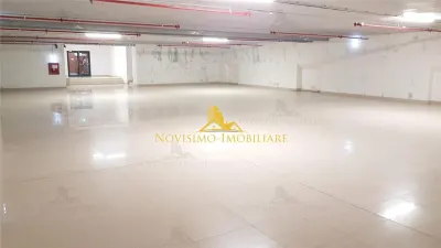 NOVISIMO-IMOBILIARE SPATIU COMERCIAL DE INCHIRIAT , ULTRACENTRAL - foto 2
