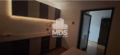 Mobilat si utilat cu 2 bai linga Piata Verde - foto 5