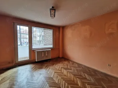 4 camere cu 2 bai in bloc reabilitat linga Punctele Cardinale - foto 1