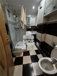 Decomandat la etaj 2, 60 mp utili, mobilat si utilat - Timisoara