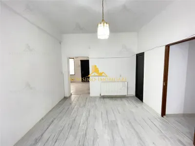 NOVISIMO-IMOBILIARE: SPATIU DE INCHIRIAT , ULTRACENTRAL - foto 2