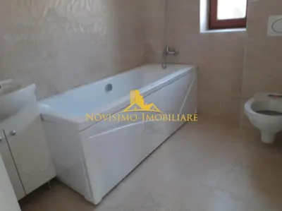 NOVISIMO-IMOBILIARE: APARTAMENT DE INCHIRIAT  CU 3 CAM. IN ZONA CENTRALA - foto 7