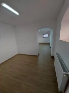 NOVISIMO-IMOBILIARE: SPATIU DE INCHIRIAT  ULTRACENTRAL - foto 10
