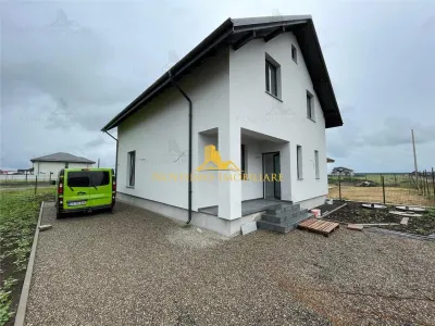 NOVISIMO-IMOBILIARE: VILA P+1 IN ZONA STREJNICU - foto 1