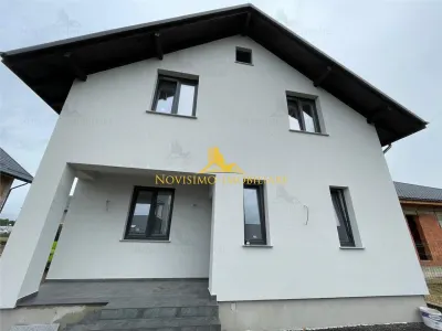 NOVISIMO-IMOBILIARE: VILA P+1 IN ZONA STREJNICU - foto 4