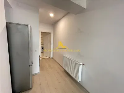 NOVISIMO-IMOBILIARE: APARTAMENTU CU DOUA CAM. IN ZONA 9 MAI - foto 9