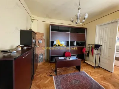 NOVISIMO-IMOBILIARE: CASA IN ZONA CENTRALA , MOBILATA - foto 11