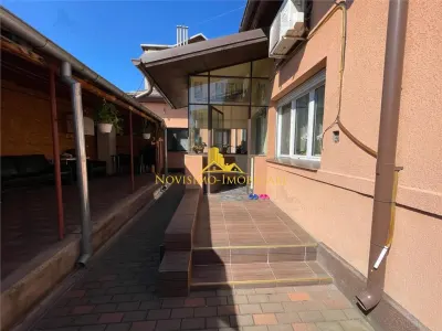 NOVISIMO-IMOBILIARE: CASA IN ZONA CENTRALA , MOBILATA - foto 3