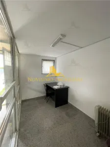 NOVISIMO-IMOBILIARE: HALA DE INCHIRIAT IN ZONA BRAZI - foto 4