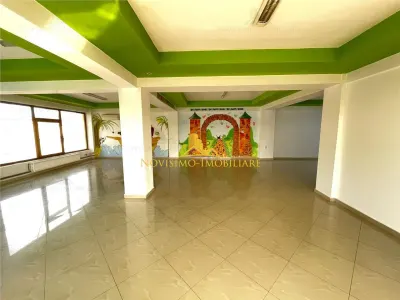 NOVISIMO-IMOBILIARE SPATIU DE INCHIRIAT , SEMICENTRAL - foto 4