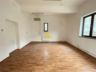 NOVISIMO-IMOBILIARE: BIROURI DE INCHIRIAT ULTRACENTRAL,  INCEPAND DE LA 15 MP - foto 7