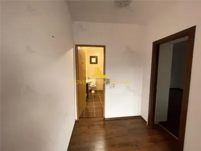 NOVISIMO-IMOBILIARE: VILA DE INCHIRIAT IN ZONA CENTRALA - foto 18