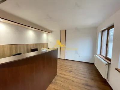 NOVISIMO-IMOBILIARE: VILA DE INCHIRIAT IN ZONA CENTRALA - foto 5