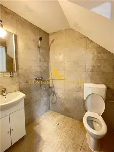 NOVISIMO-IMOBILIARE: BIROURI DE INCHIRIAT IN ZONA CENTRALA - foto 4
