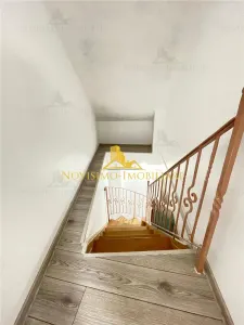 NOVISIMO-IMOBILIARE: BIROURI DE INCHIRIAT IN ZONA CENTRALA - foto 7