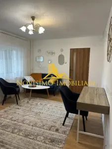 NOVISIMO-IMOBILIARE: APARTAMENT CU DOUA CAM. DE INCHIRIAT IN ZONA CENTRALA - foto 4