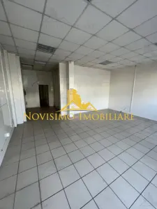 NOVISIMO-IMOBILIARE: SPATIU COMERCIAL DE INCHIRIAT IN ZONA MALU ROSU - foto 1
