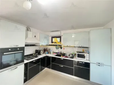 NOVISIMO-IMOBILIARE: VILA IN ZONA CHITORANI - foto 17