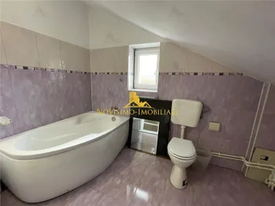 NOVISIMO-IMOBILIARE: VILA DE INCHIRIAT IN ZONA CENTRALA - foto 17