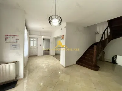 NOVISIMO-IMOBILIARE: VILA DE INCHIRIAT IN ZONA CENTRALA - foto 8