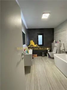 NOVISIMO-IMOBILIARE: VILA IN ZONA PAULESTI CU PISCINA - foto 7