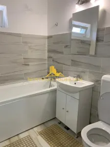 NOVISIMO-IMOBILIARE: AP. CU 3 CAMERE IN ZONA CENTRALA , RENOVAT COMPLET - foto 8
