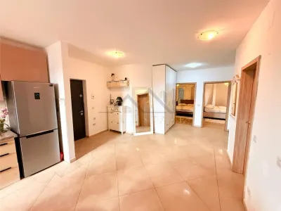 Apartament  3 camere | Decomandat, 70 mp, 3 bai - Zona Torontalului - foto 5