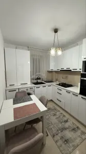 ApartamenT 2 camere Tractorul Avantgarden,mobilat ,parcare,158000 Euro - foto 3