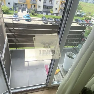 Apartament  2 camere etaj 2 cu balcon si pivnita in Avantgarden - foto 4