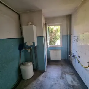 Apartament cu 3 camerela etaj 1 zona Scriitorilor, bdul Alexandru Vlahuta, Brasov - foto 4