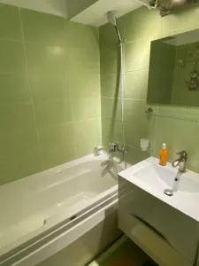 Apartament 2 camere de închiriat â€“ Green Park | Etaj 7/8 | AC | Balcon | 350 â‚¬ - foto 7
