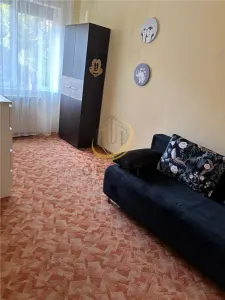Apartament cu 3 camere etaj 1 semidecomandat Str Nicolae  Bălcescu - foto 6