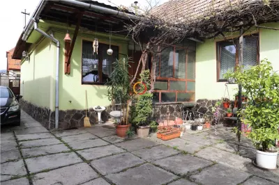 Casa in zona linistita - foto 22
