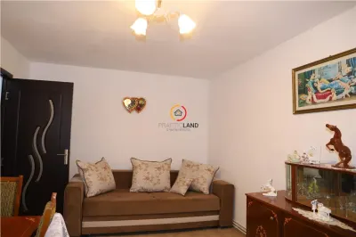 Luminos si spatios! Apartament 3 camere, decomandat, in Sacele- Brasov - foto 3