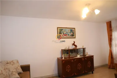 Luminos si spatios! Apartament 3 camere, decomandat, in Sacele- Brasov - foto 6