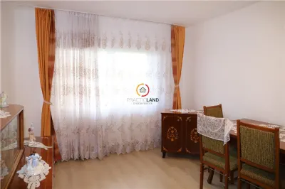 Luminos si spatios! Apartament 3 camere, decomandat, in Sacele- Brasov - foto 8