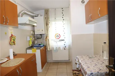 Luminos si spatios! Apartament 3 camere, decomandat, in Sacele- Brasov - foto 9