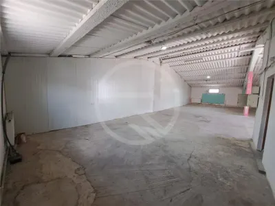 Hala pentru depozitare, 225 mp utili, situata in Floresti! - foto 4