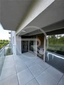 Apartament 3 camere,70 mp + terasa ,situat pe strada Borhanciului! - foto 17