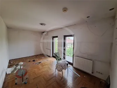 Casa individuala, 300 mp utili, situata in cartierul Europa! - foto 8