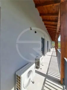 Cladire, D+P+E+Pod, 750 mp utili, situata in zona Roata Faget! - foto 8