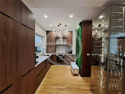Casa individuala, Ultrafinisata, situata in cartierul Andrei Muresanu! - foto 5