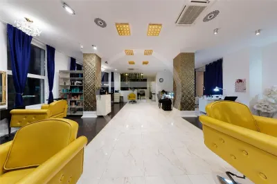 Spatiu comercial, 247 mp utili, situat in zona Centrala! - foto 3