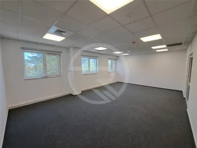 Spatiu pentru birouri, 44 mp utili, situat in zona VIVO! - foto 2