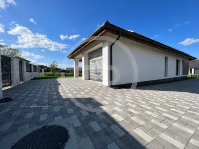 Casa individuala,NOU finisata,situata in Chinteni! - foto 2