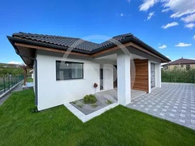 Casa individuala,NOU finisata,situata in Chinteni! - foto 5